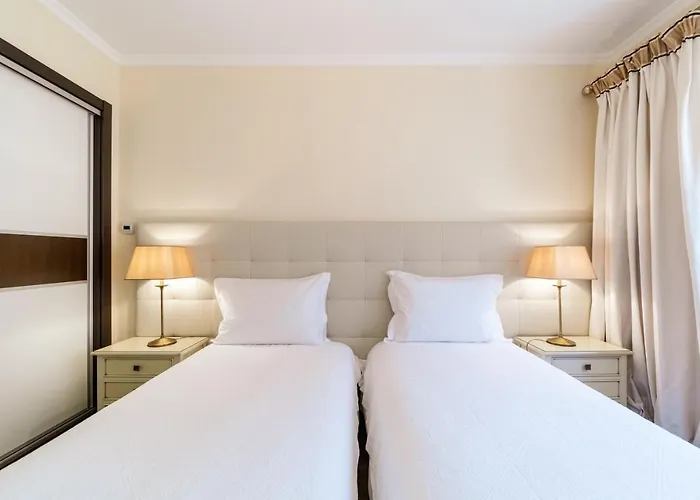 Historical Center Penthouse * 알부페이라