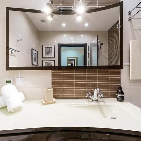 Historical Center Penthouse אלבופיירה